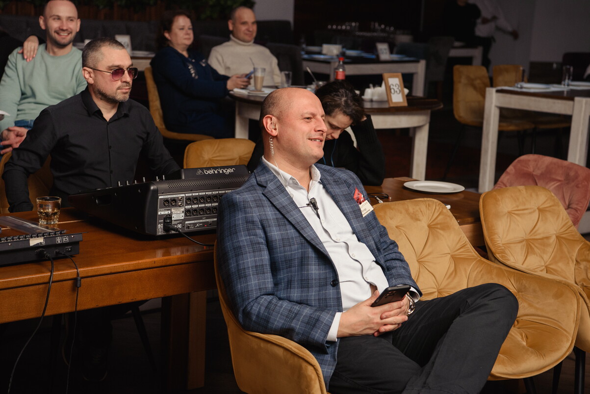Театр "Чорний квадрат" представляє "Хто кого хоче..." (15.03.2023)