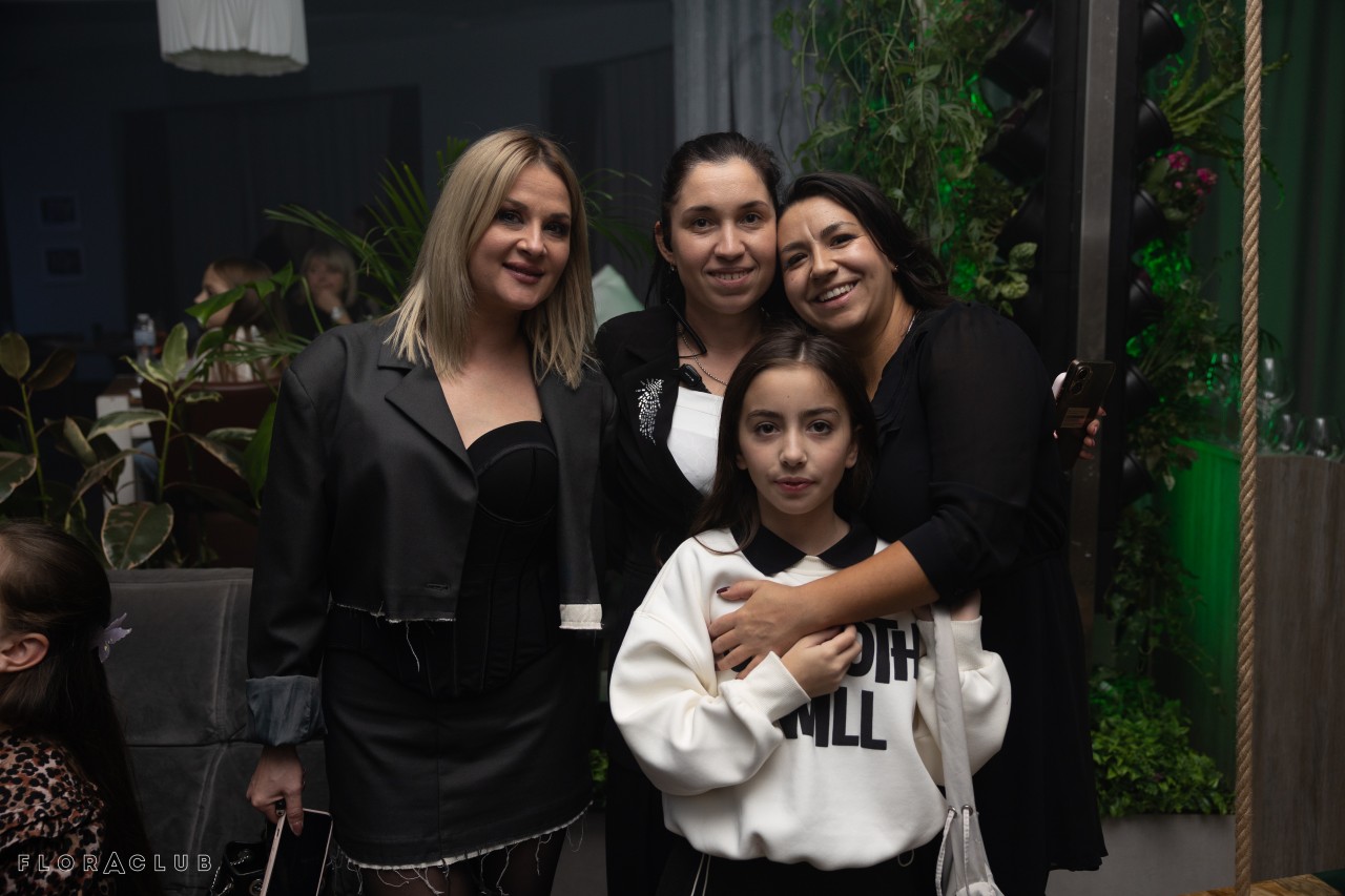 Анна Трінчер (16.11.2025)