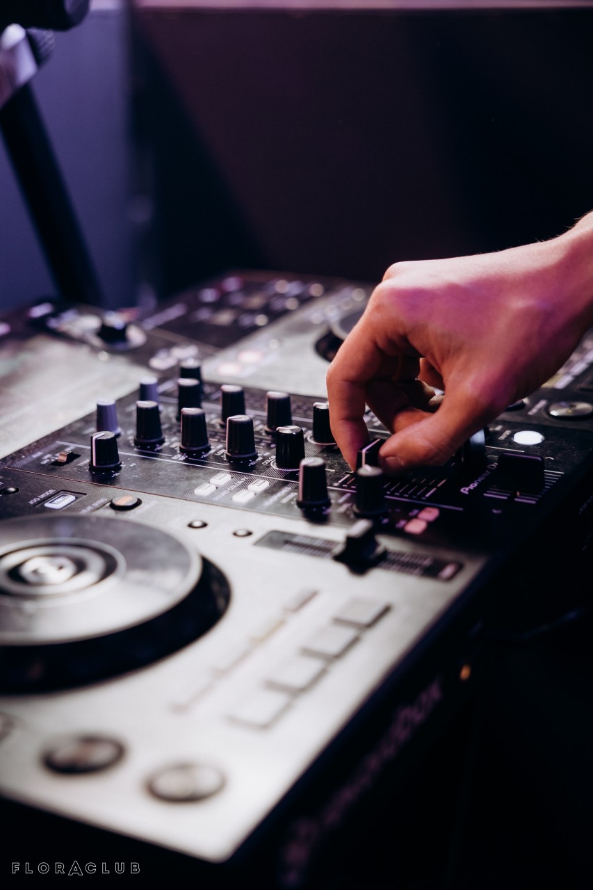 Анна Трінчер (16.11.2025)