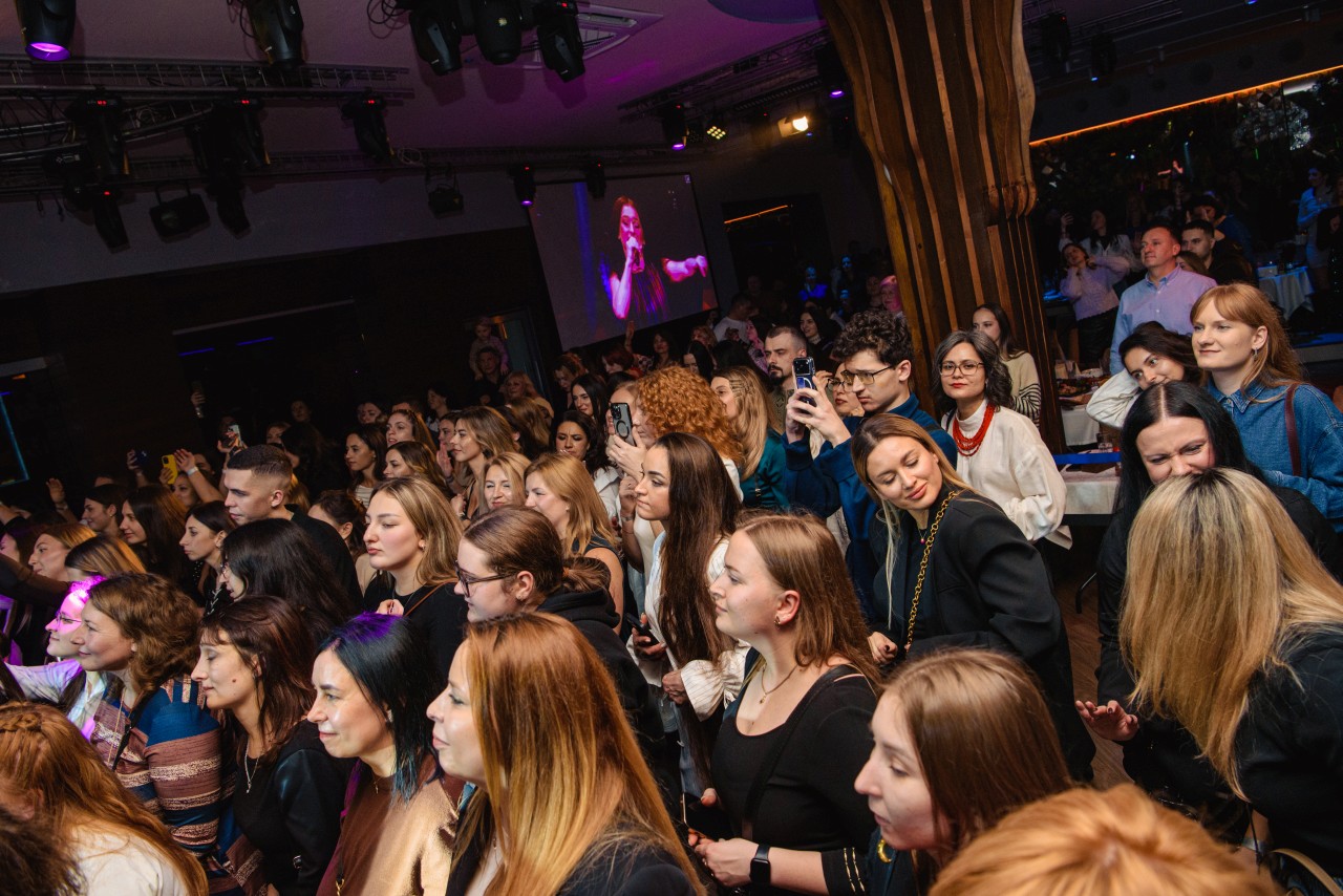 FIЇNKA (03.12.2025)