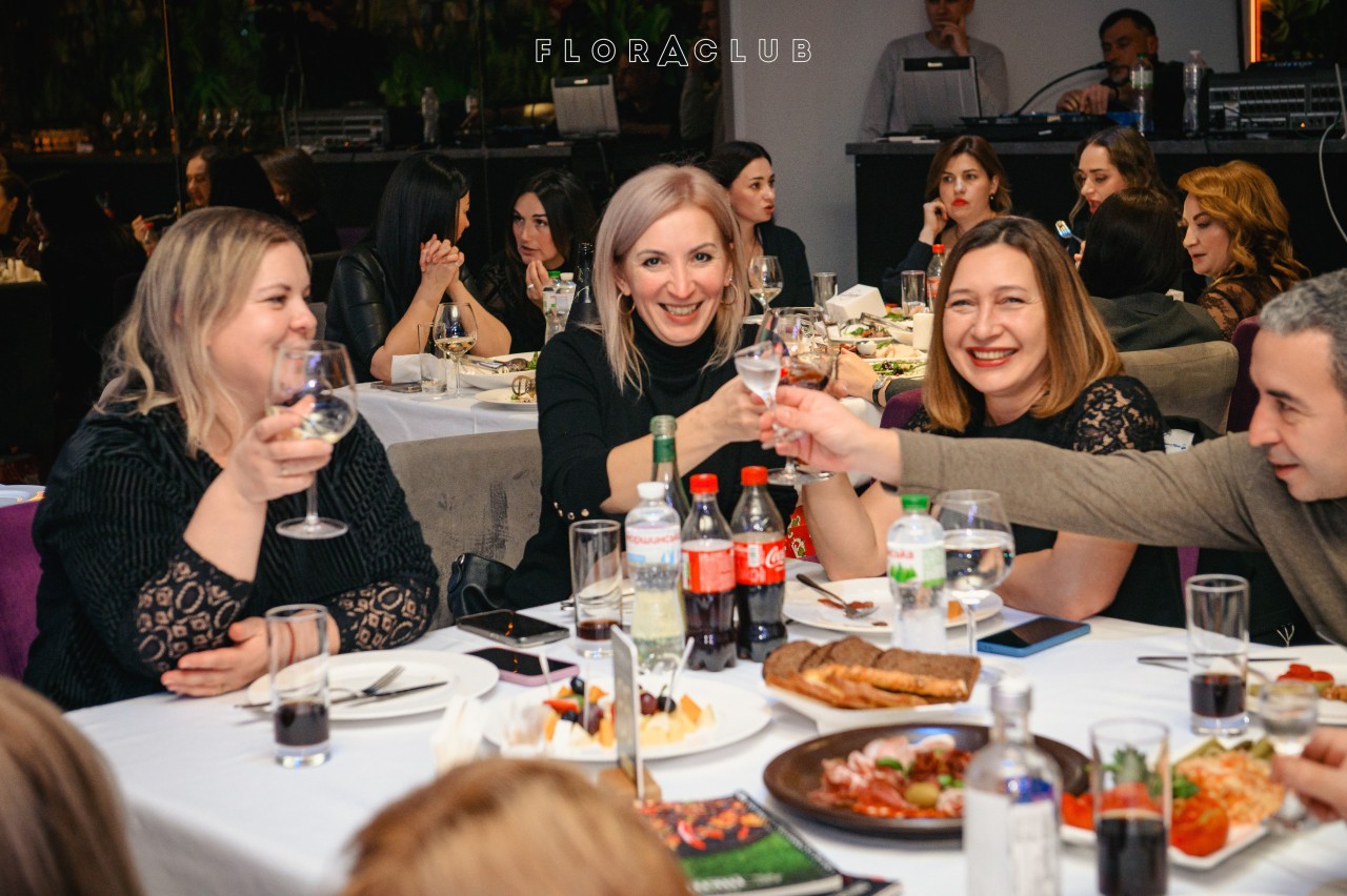 Новорічний корпоратив: Едмон Казарян (23.12.2025)