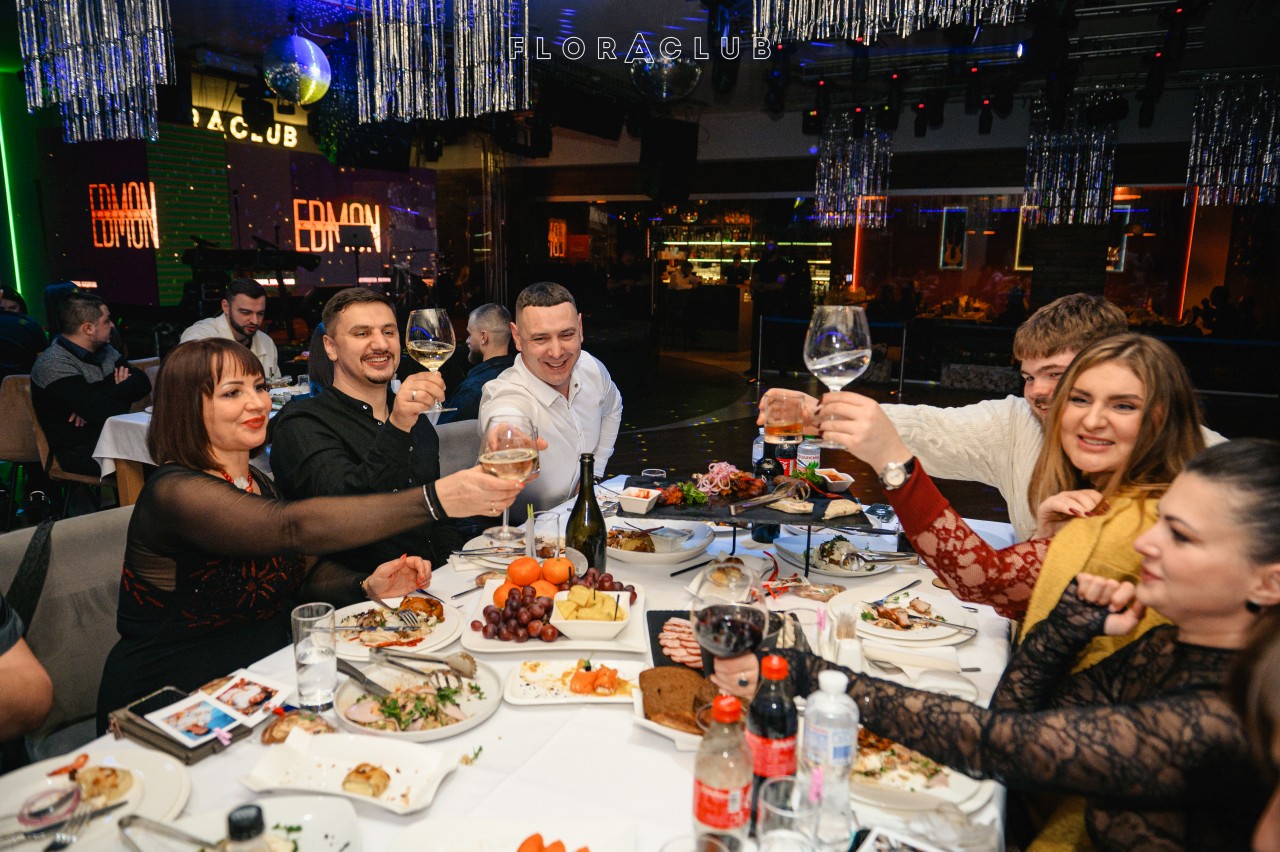 Новорічний корпоратив: Едмон Казарян (23.12.2025)