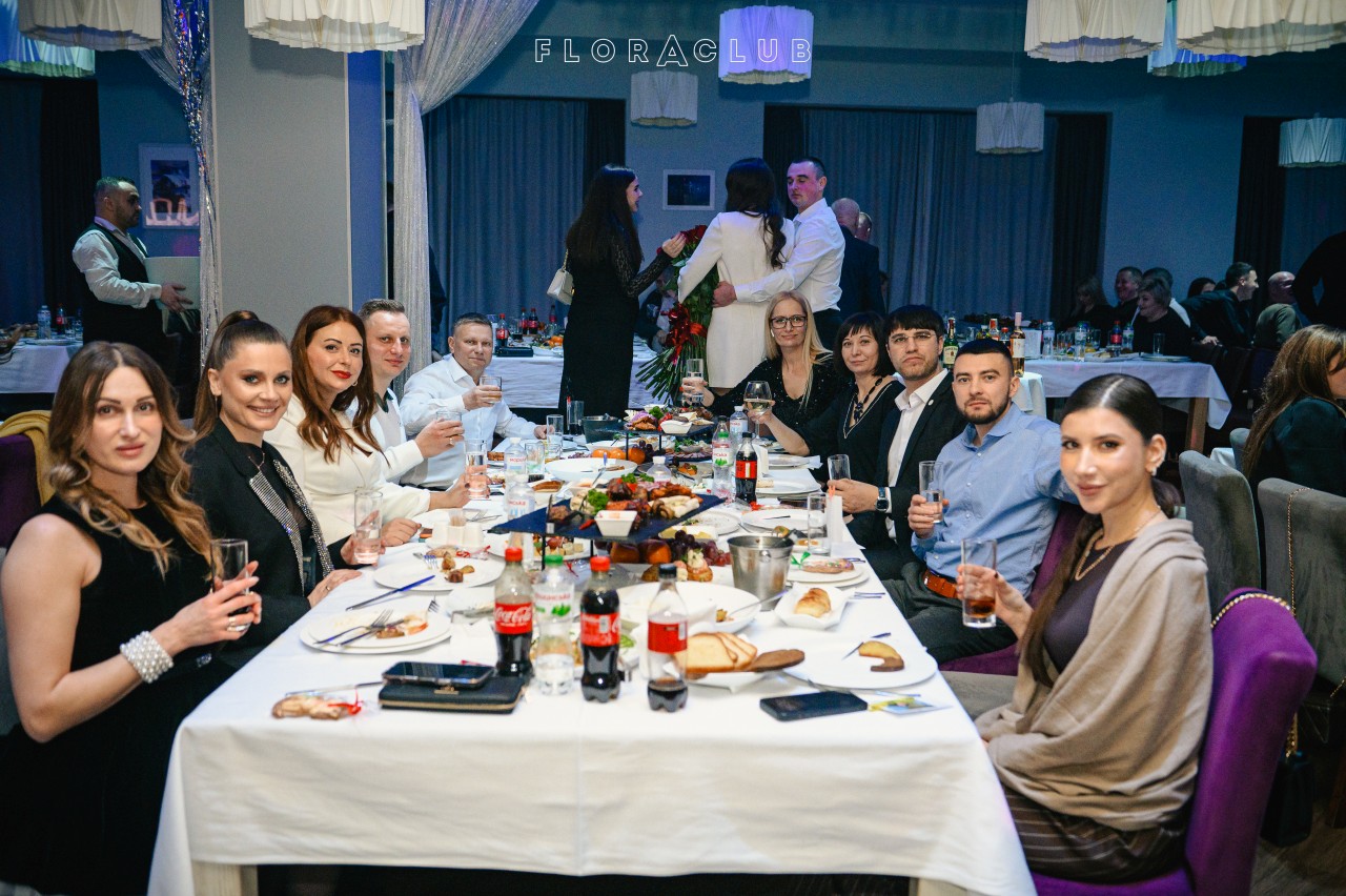 Новорічний корпоратив: Едмон Казарян (23.12.2025)