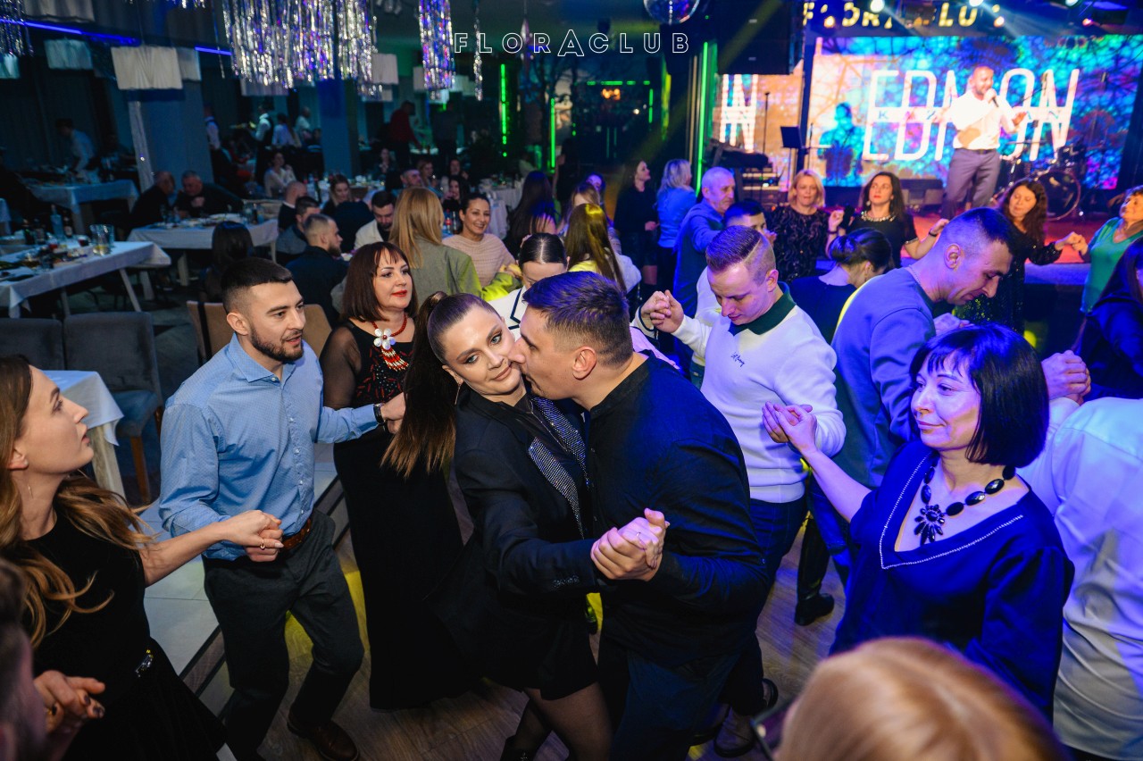 Новорічний корпоратив: Едмон Казарян (23.12.2025)