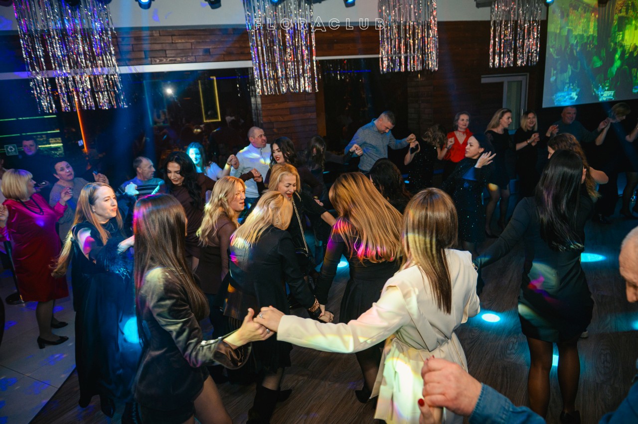 Новорічний корпоратив: Едмон Казарян (23.12.2025)